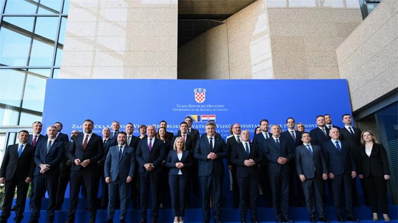Politika hrvatske Vlade politika je suradnje, partnerstva i želje za rješenjima. Zajedničke sjednice okvir su suradnji